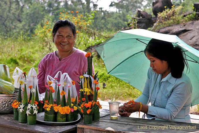 Los vendedores de ofrendas, Wat Phu, Laos