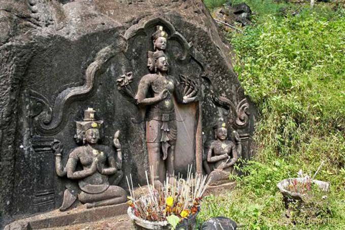 Visión general de la Trimurti, Wat Phu, Laos