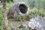 Los restos de una civilización aborigen Kha Llanura de las Jarras, Laos.