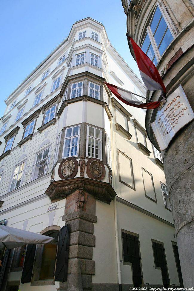 Altstadt, frente al Apothekerhaus, Linz - Austria