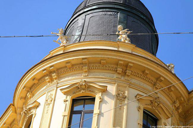 Bismarkstrasse, Landstrasse, zoom en querubines, Linz - Austria