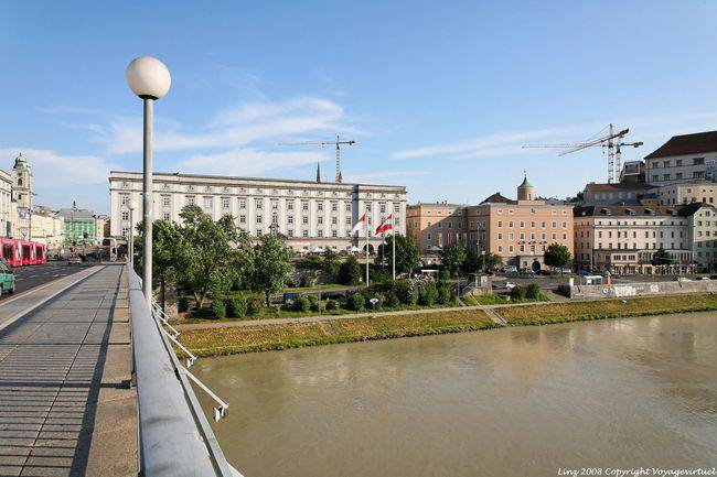 Danau Niebelungenbrücke Rohrbacher, Bundesstrasse, Linz - Austria