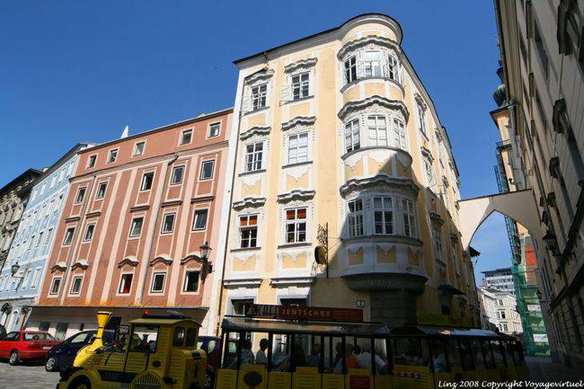 Domgasse, tren turístico, Linz - Austria