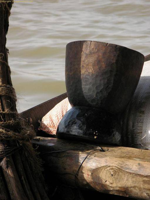 Entre Mopti et Tombouctou Pinasse Detail Mali