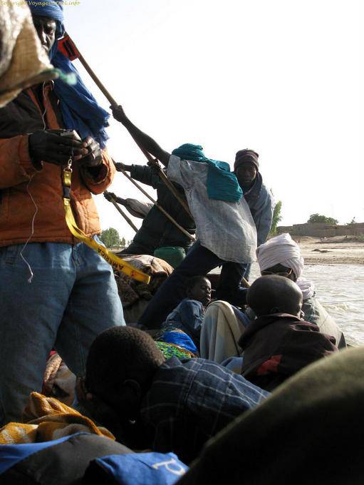 Entre Mopti et Tombouctou Pinasse Difficultes Mali