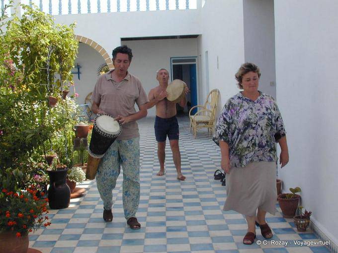 Dar Kenavo, Goofs música y Thérèse, Essaouira - Marruecos