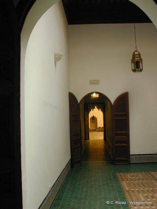Dentro del conflicto árabe-andaluz M'nebhi Palais Dar, Marrakech - Marruecos