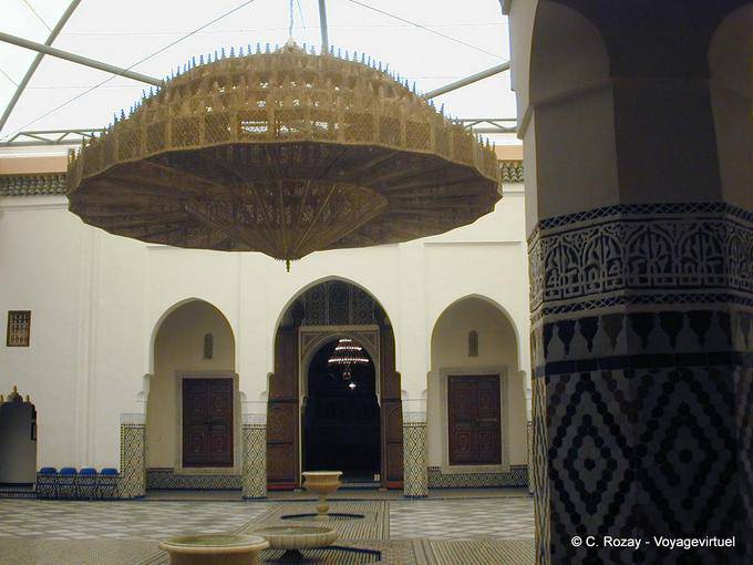 Arte mudéjar Patio, Dar M'nebhi, Museo de Marrakech - Marruecos