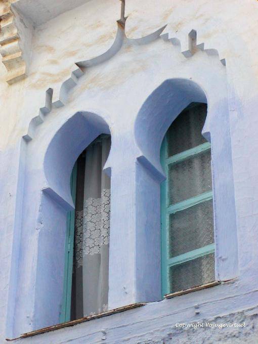 Ventanas moriscas, arquitectura, Chefchaouen - Marruecos