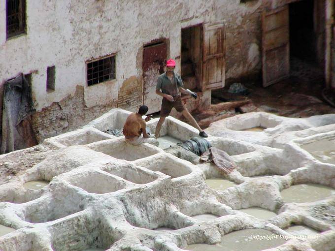 Las divisiones entre los tintoreros, distrito Chouara, Fez - Marruecos
