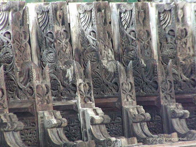 Madera tallada Sahrij Medersa, Fez - Marruecos