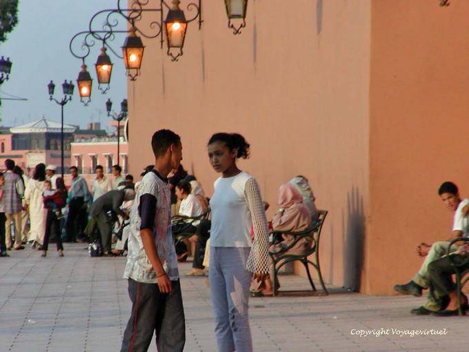 Dragar en la tarde, Marrakech - Marruecos