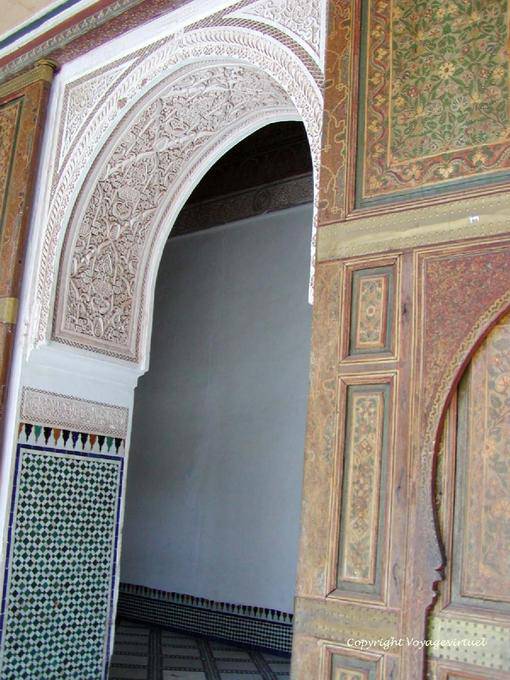 Decoración de una sala, el Little Court, Palacio de la Bahía, Marrakech - Marruecos