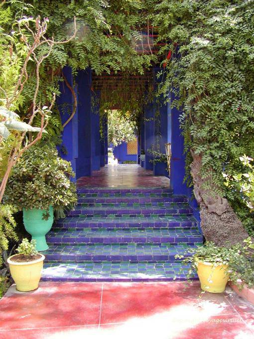 Azulejos Stair zelige, Jardin Majorelle, Marrakech - Marruecos