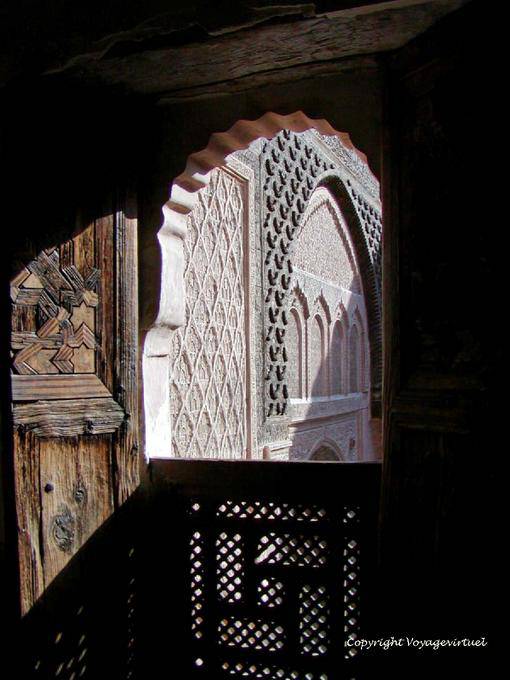 Belleza de la arquitectura Saadi, Ben Youssef Madrasa, Marrakech - Marruecos