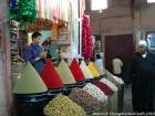 Etal especia típica de la Place des Ferblantiers, Marrakech, Marruecos.