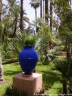 Amphora Majorelle azul pedestal, Jardín Majorelle, Marrakech, Marruecos.