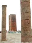 Rabat, columnas ruinas de la mezquita inacabada Torre de Hassan, Marruecos.