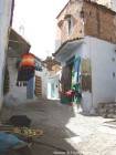 Mini Souk en el distrito Sebbanine, Chefchaouen, Marruecos.