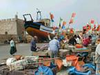 Preparación de muelles de pesca y paseos en barco, Essaouira, Marruecos.