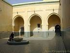 Mausoleo de Moulay Ismail, patio, Meknes, Marruecos.