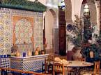 Restaurante Riad, en la parte inferior de la Medina, Meknes, Marruecos.
