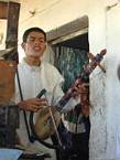 Música improvisada mercado bereber, sobre Essaouira, Marruecos.
