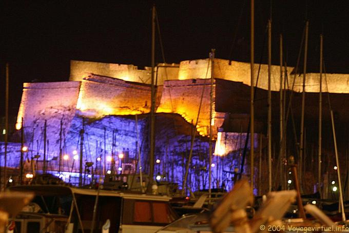 Fuerte de San Nicolás en el color, Marsella - Francia