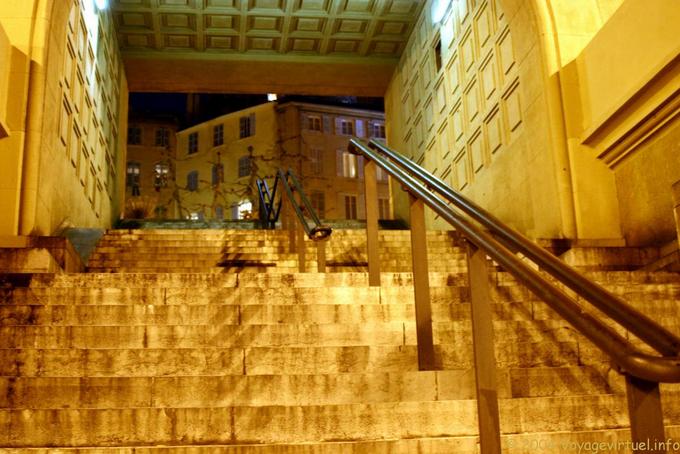 Rising Accoules, Marsella - Francia