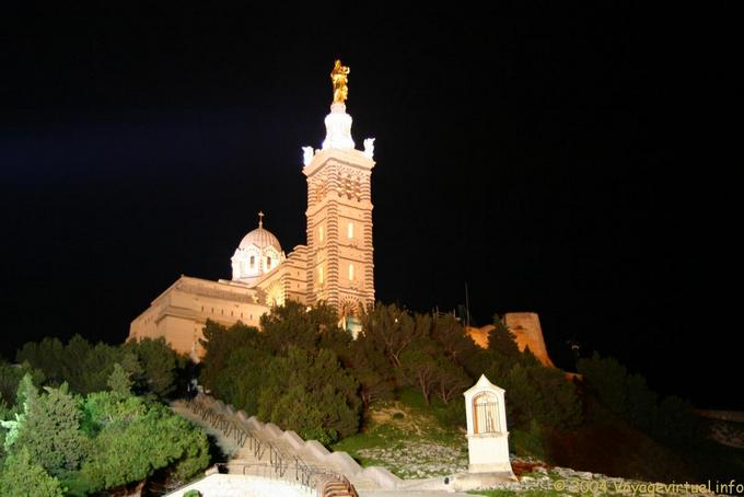 Escalada de Notre-Dame de la Garde Marsella - Francia