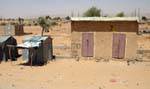 Casa Square y caseta madera, Hope Road, Mauritania.