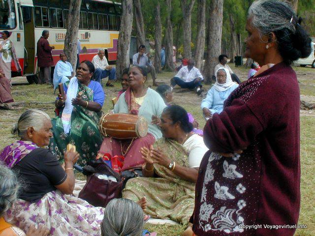 Música en la playa, Mont Choisy, Mauricio.