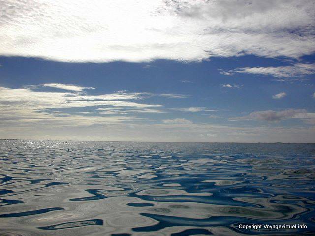 Reunión del cielo y el mar, Flic en Flac, Mauricio.