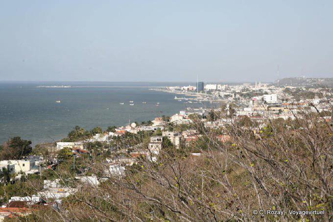 Panorama de Campeche desde el Fuerte de San Miguel - Mexico