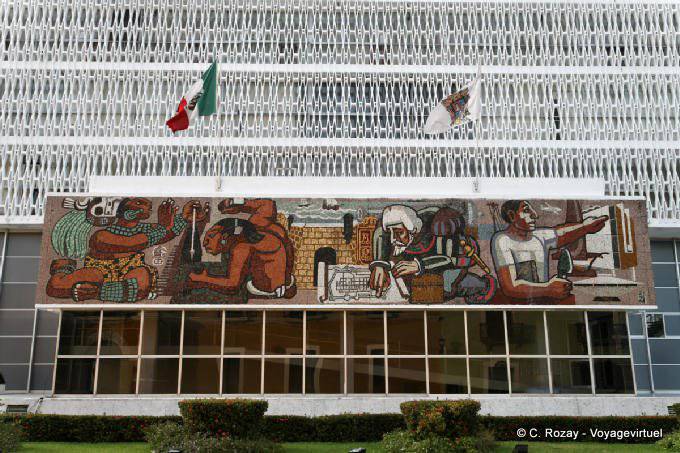 Mural en el Palacio del Gobierno, Campeche - Mexico