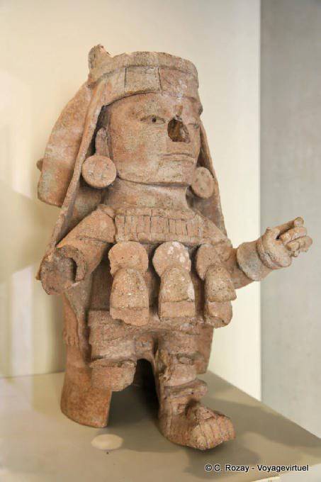 Estatua maya, Museo Arqueología Maya, Campeche - Mexico