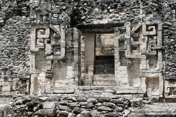 Chicanná, la estructura del portal XX - Mexico