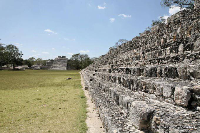 Los pasos de la gran sala, Nohochná, Edzná - Mexico