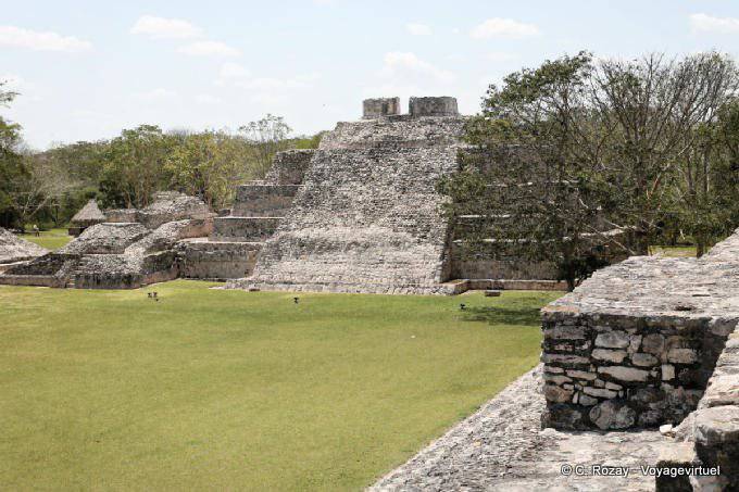 Nohochná, de cinco pisos pirámide Edzná - Mexico