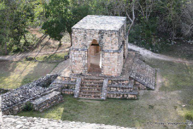 El Arco Maya desde arriba, la entrada Ek Balam - Mexico