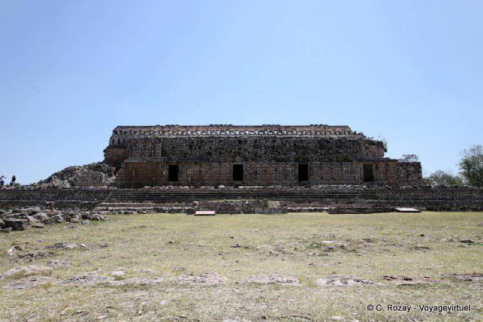 El Palacio de las Máscaras, Codz Poop, Kabah - Mexico