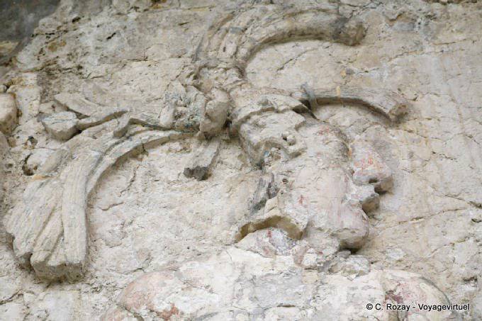 Sombrero de plumas, fragmento de relieve Templo La Cavalera, Palenque - Mexico