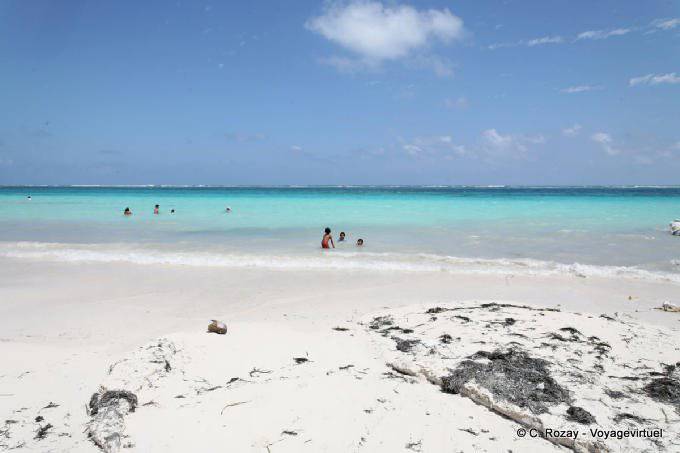 Blanco colores arena y mar, Puerto Morelos - Mexico