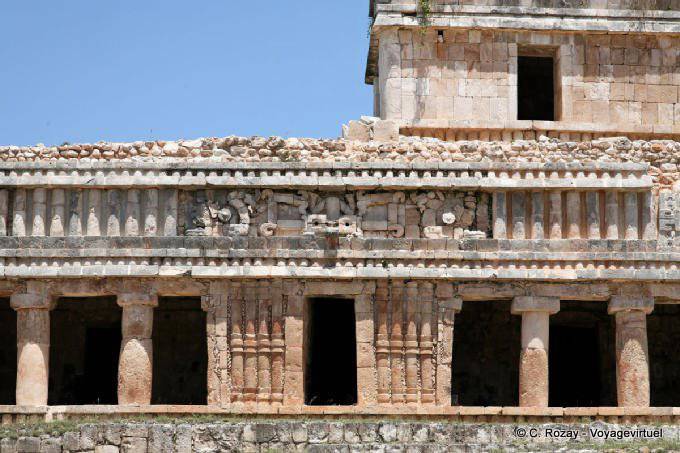 Arquitectura Puuc Norte Palacio Sayil - Mexico