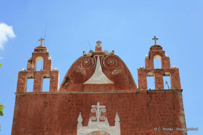 Decoración de la torre, Parroquia de San Antonio de Padua, Ticul - Mexico