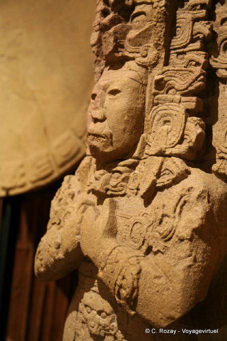 Estatua Pájaro Jaguar pecarí, museo Tonina - Mexico