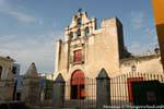 Fachada de la Iglesia de El Dulce Nombre de Jesús, Campeche, Mexico.