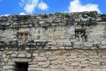 Esculturas del templo Nohoch Mul, Coba, Mexico.