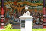 Busto de Rosario Castellanos, Casa de la Cultura, Comitán, Mexico.