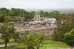 El palacio y la torre del observatorio, Panorama, Palenque, Mexico.